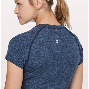 Short Sleeve Lululemon T-Shirt